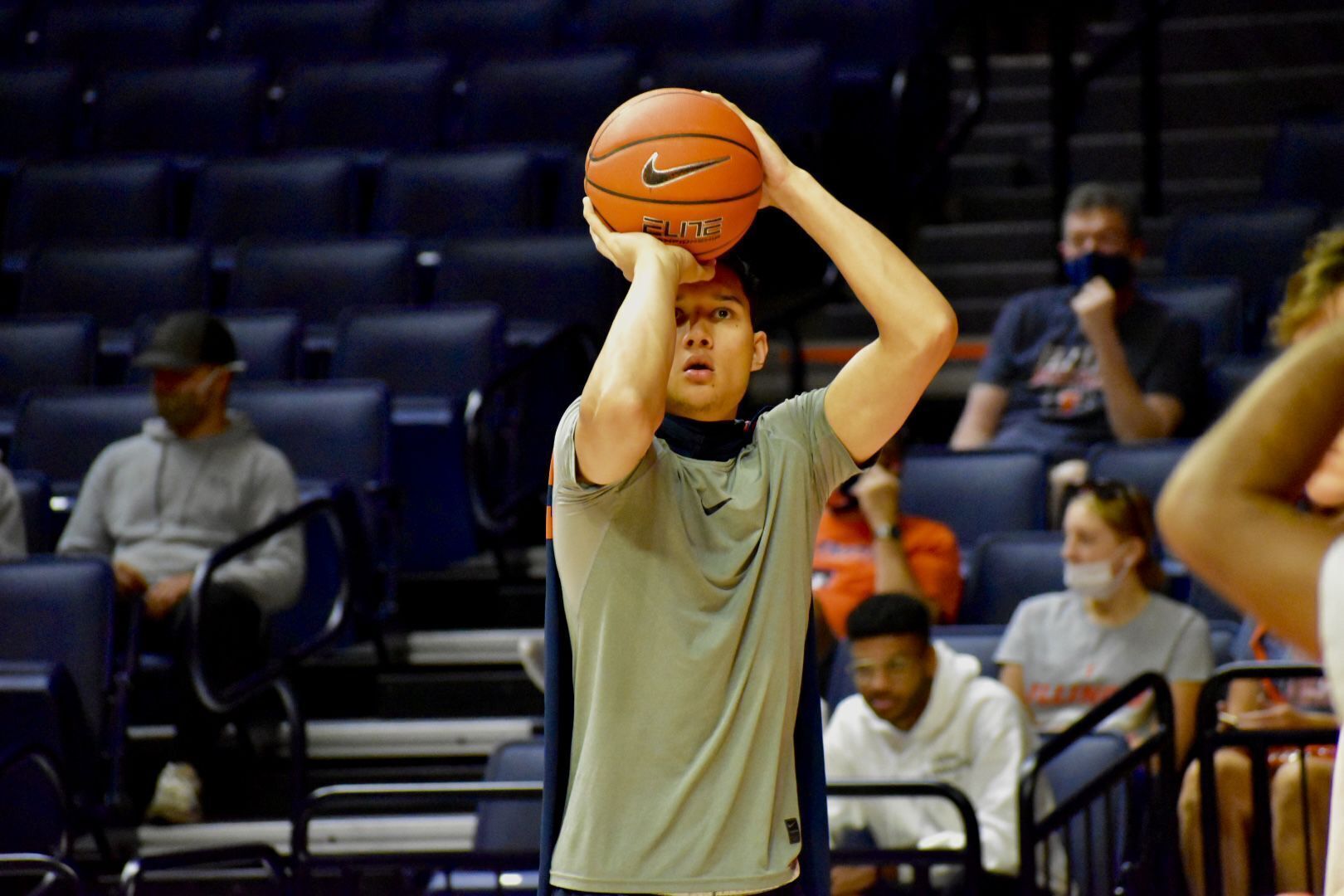 Photos: Illinois hosts open practice